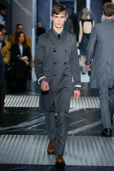 Look 20